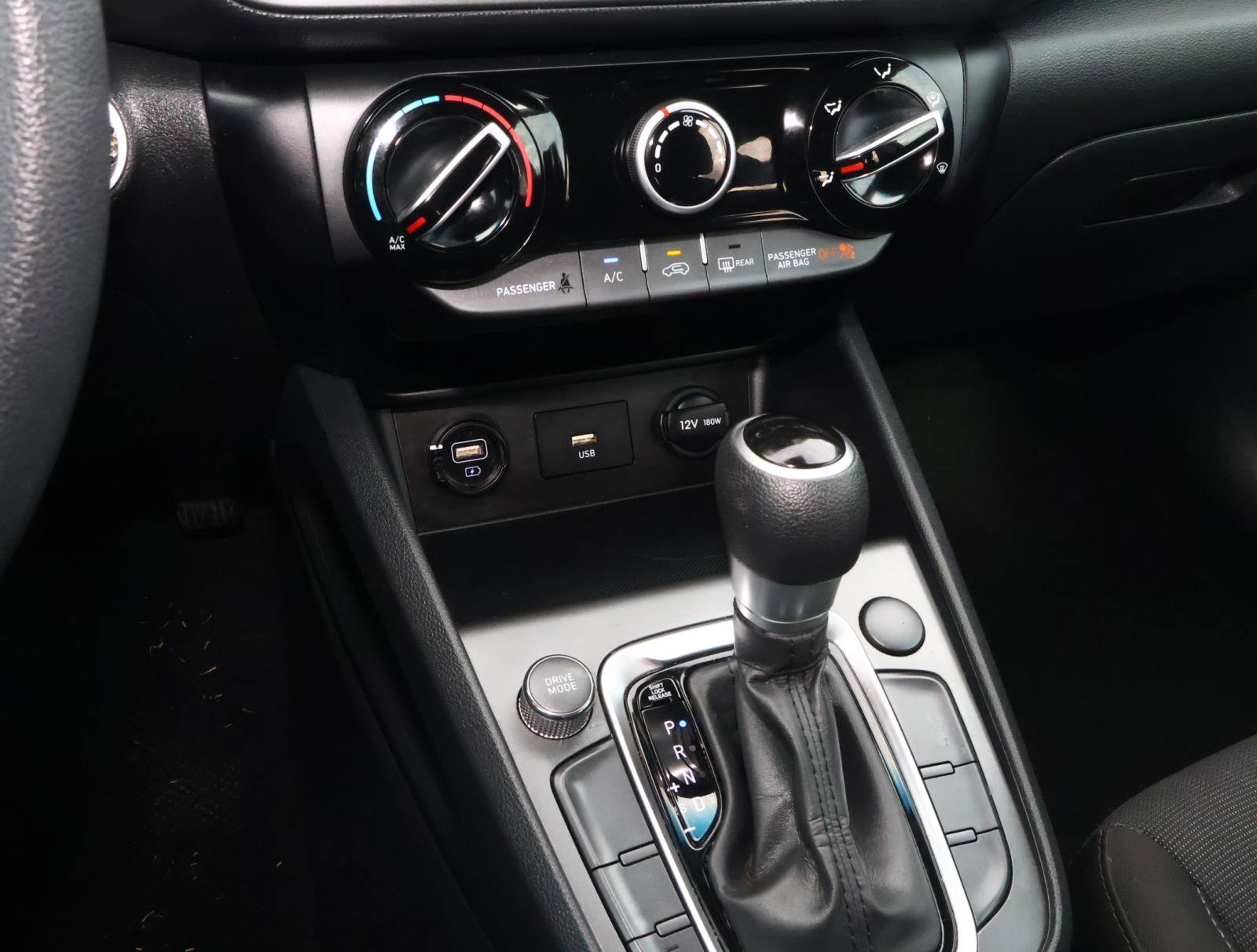 Used 2022 Hyundai Kona SEL w/ Cargo Package image 24