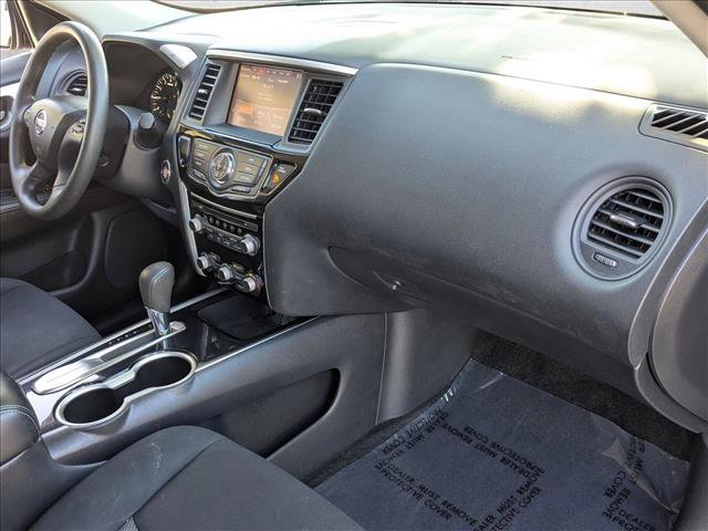 Used 2018 Nissan Pathfinder S image 22