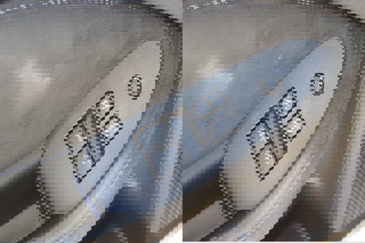 Used 2020 Nissan 370Z Touring Sport image 20