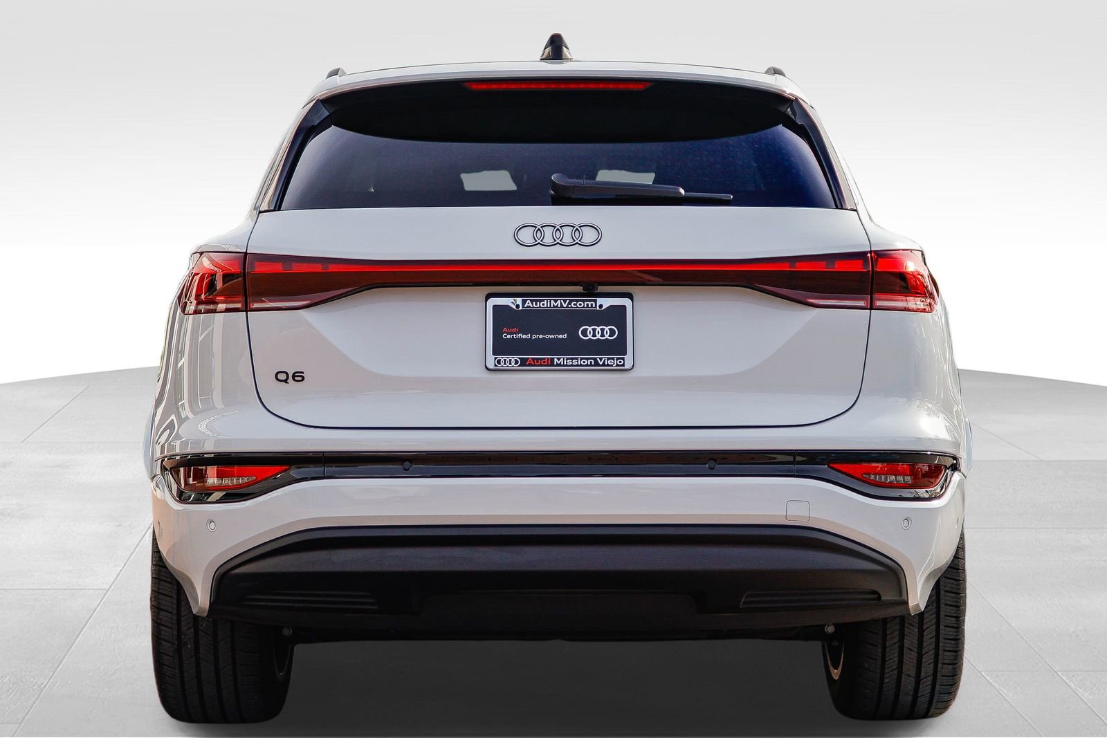 Certified 2025 Audi Q6 e-tron Premium Plus w/ Premium Plus image 7