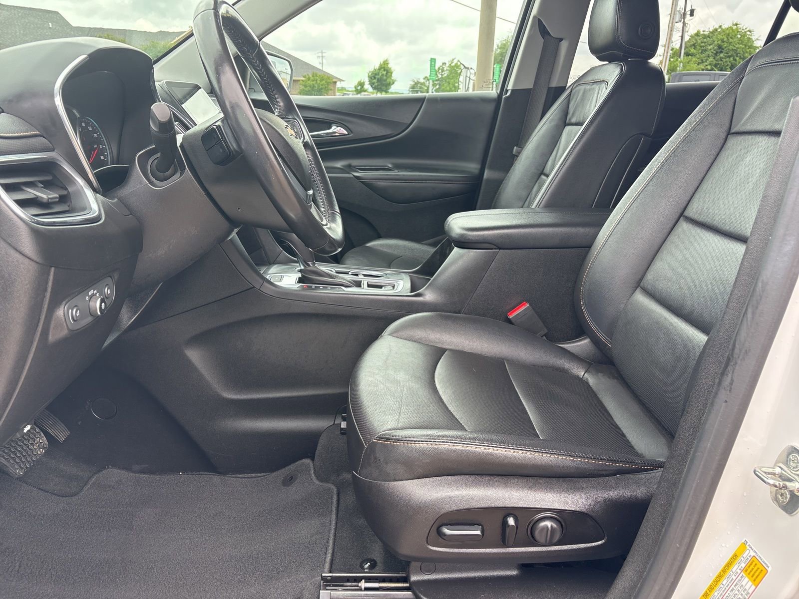 Used 2019 Chevrolet Equinox Premier image 15