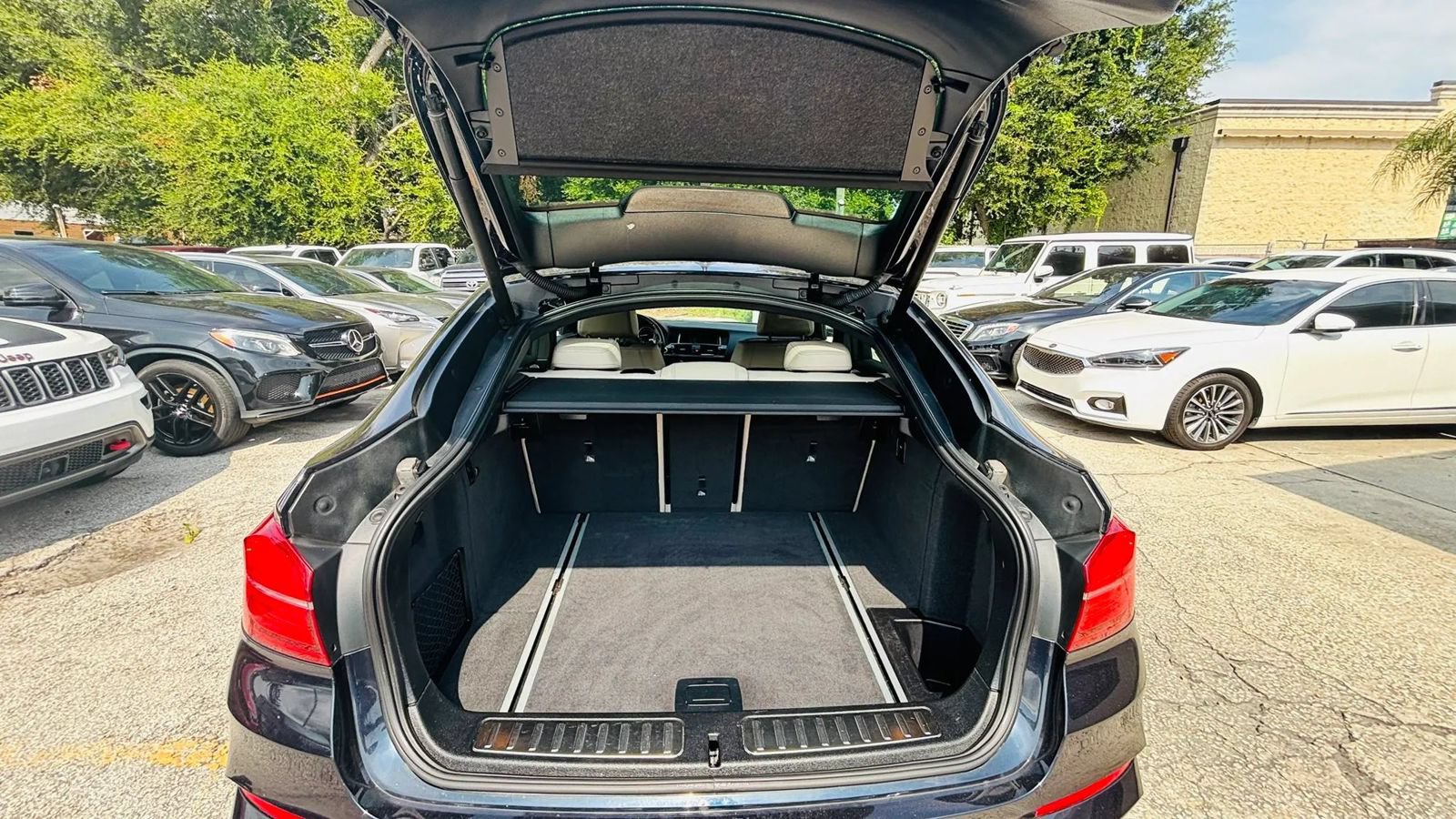 Used 2018 BMW X4 xDrive28i AWD/4WD image 19
