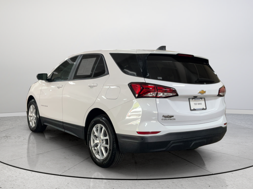 Certified 2024 Chevrolet Equinox LS w/ LS Convenience Package FWD image 9