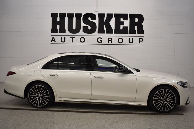 Used 2023 Mercedes-Benz S 500 4MATIC image 2