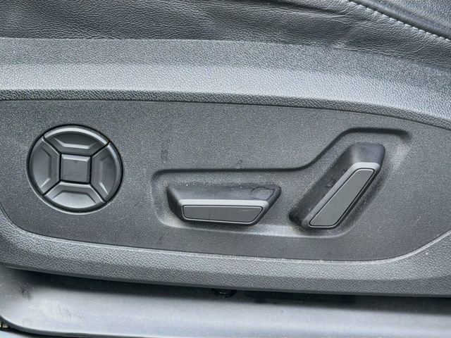 Certified 2025 Audi Q6 e-tron Premium Plus w/ Premium Plus AWD/4WD image 23
