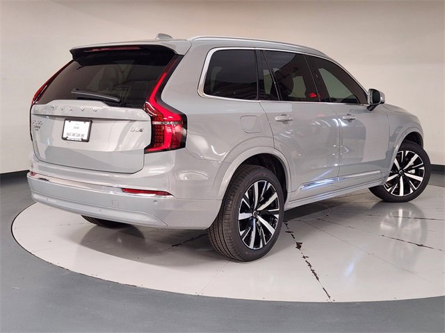 New 2025 Volvo XC90 B6 Core w/ Protection Package image 2