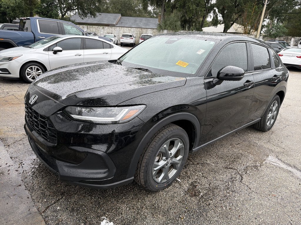 Used 2026 Honda HR-V LX image 3