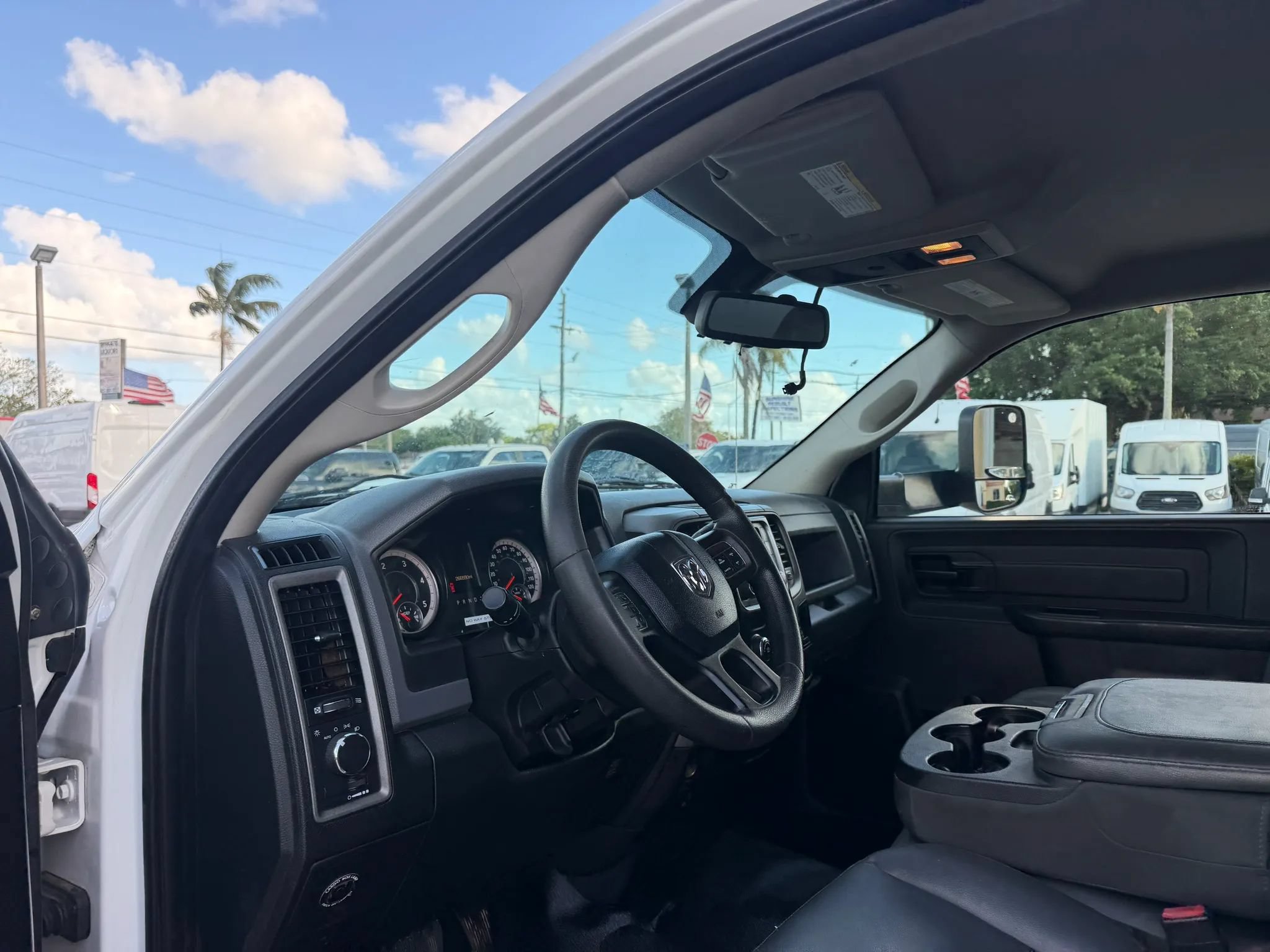 Used 2016 RAM 5500 Tradesman w/ Ambulance Prep Group RWD image 23