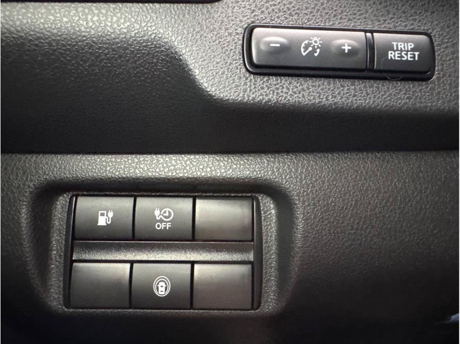 Used 2025 Nissan Leaf S FWD image 20