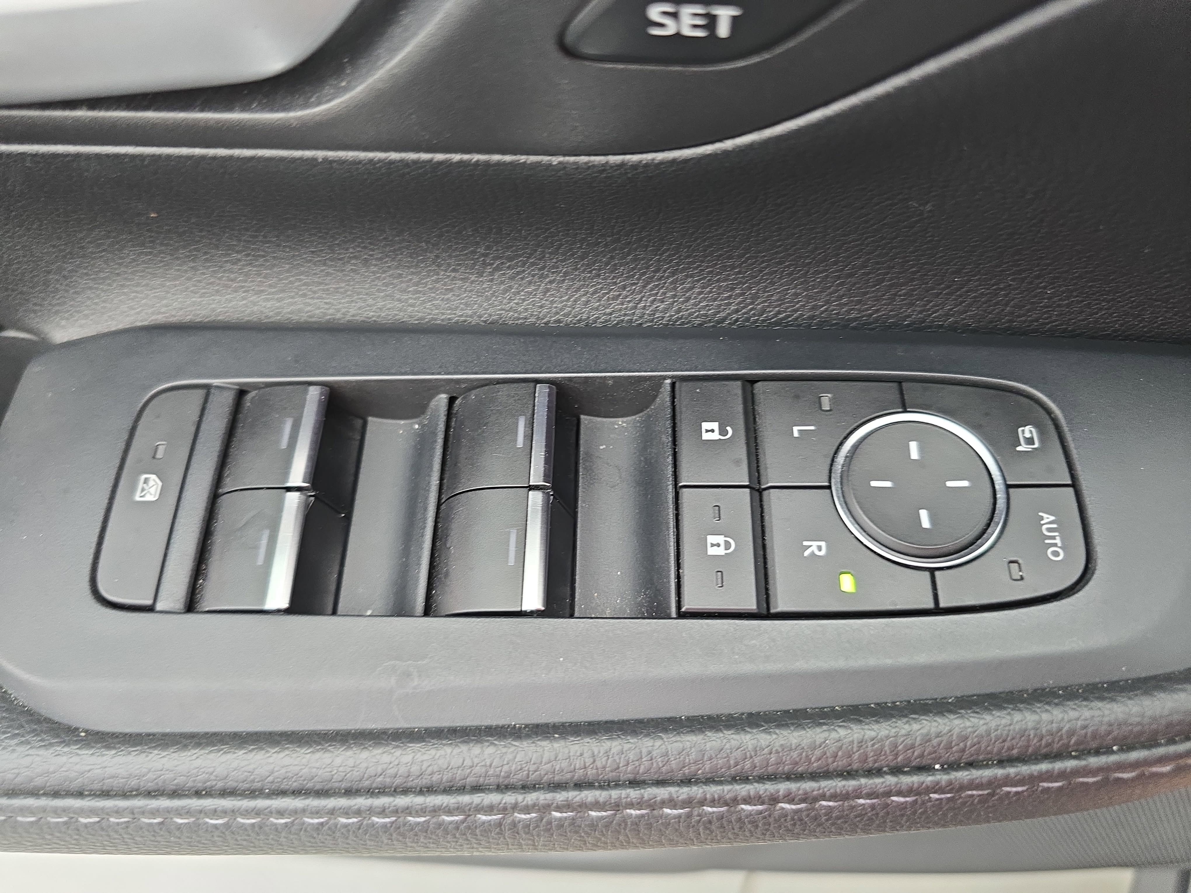 Used 2024 Toyota Grand Highlander AWD image 28