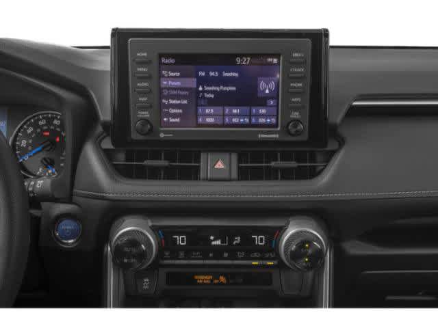 Used 2022 Toyota RAV4 XLE AWD/4WD image 10