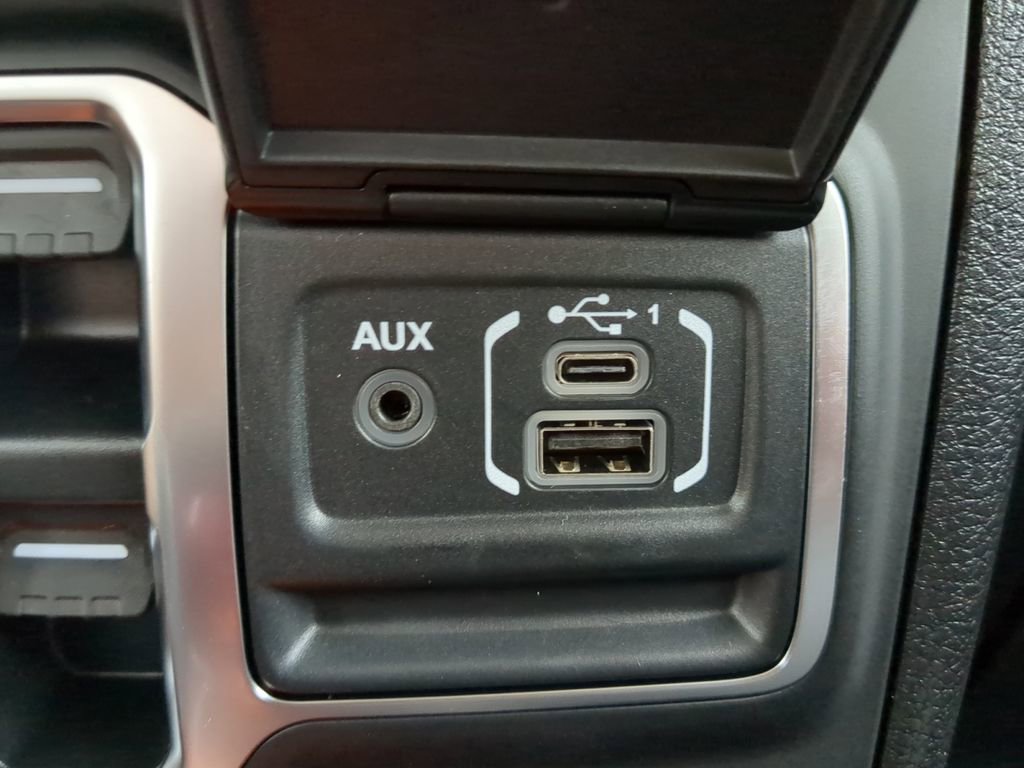 New 2025 Jeep Wrangler Rubicon w/ Steel Bumper Group image 9