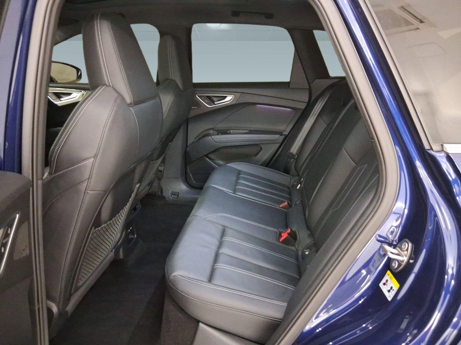 Used 2025 Audi Q4 e-tron Premium Plus w/ Premium Plus image 13