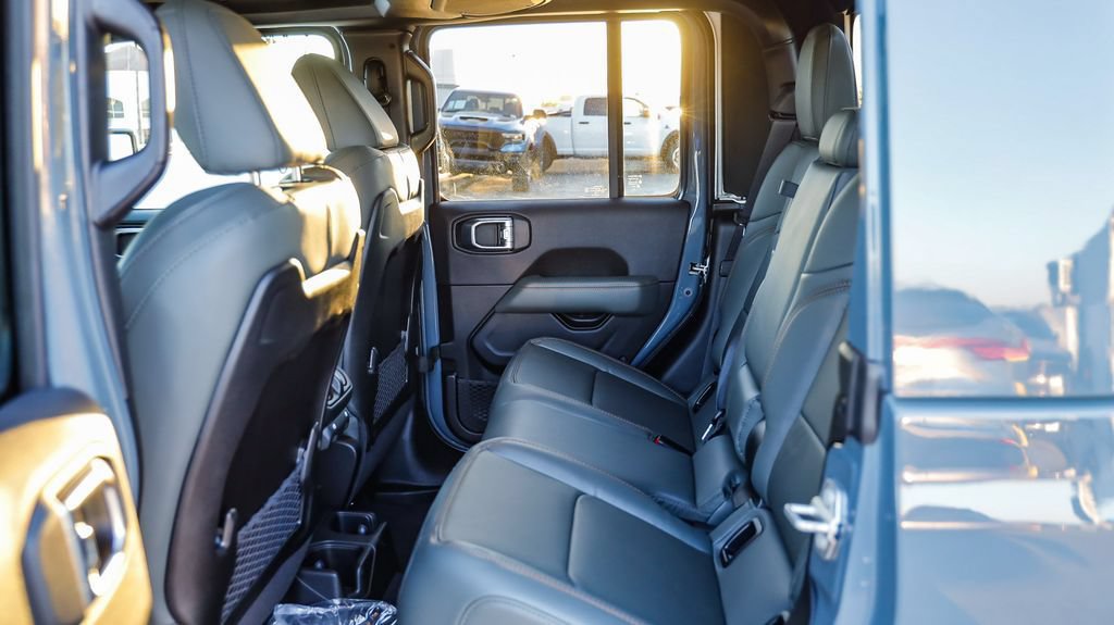 New 2026 Jeep Gladiator Mojave AWD/4WD image 23