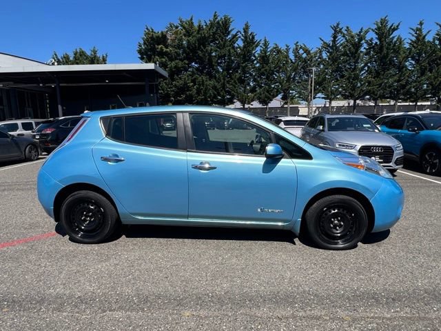 Used 2015 Nissan Leaf S w/ Charge Package FWD image 6