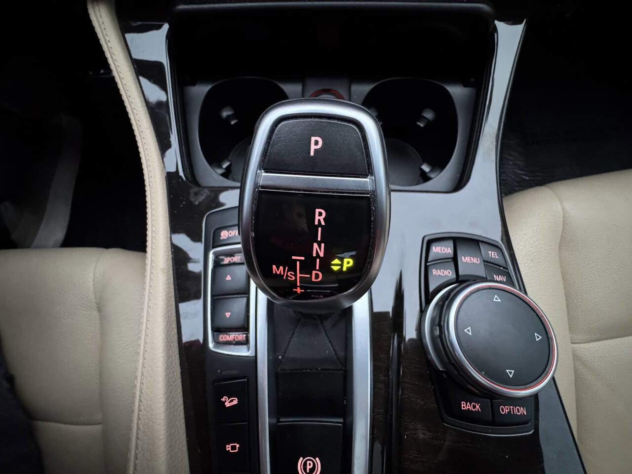 Used 2016 BMW 528i xDrive Sedan image 26