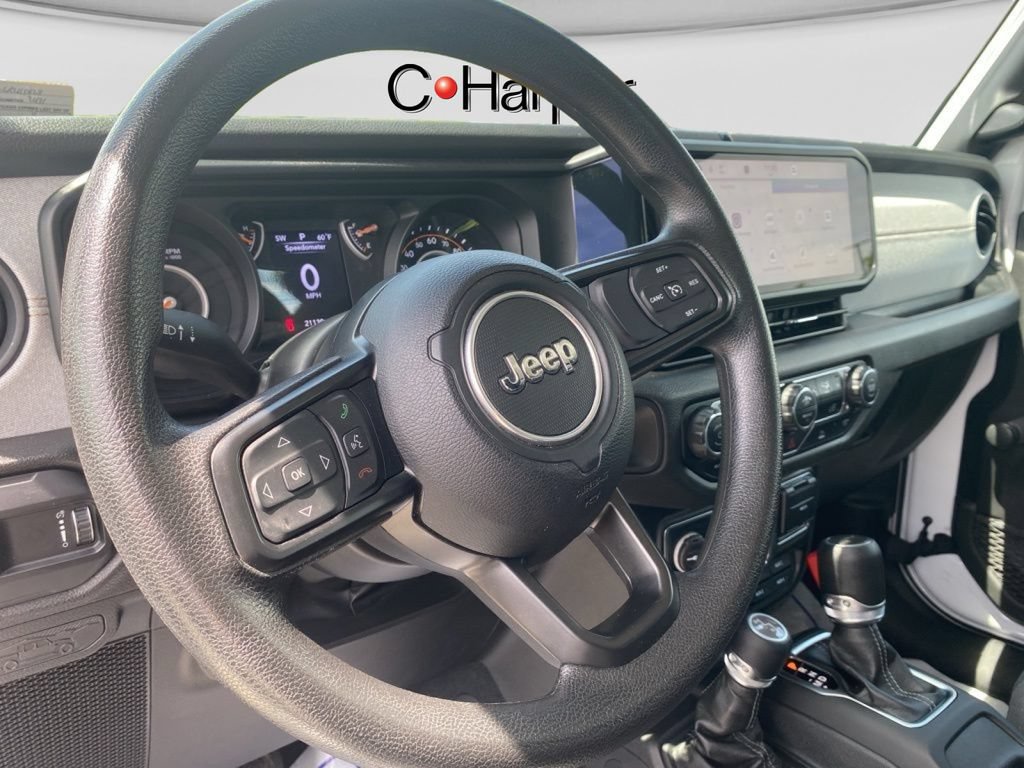 Used 2024 Jeep Gladiator Sport AWD/4WD image 19