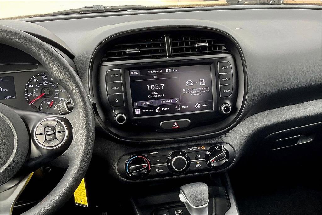 Used 2022 Kia Soul LX w/ Technology Package FWD image 6