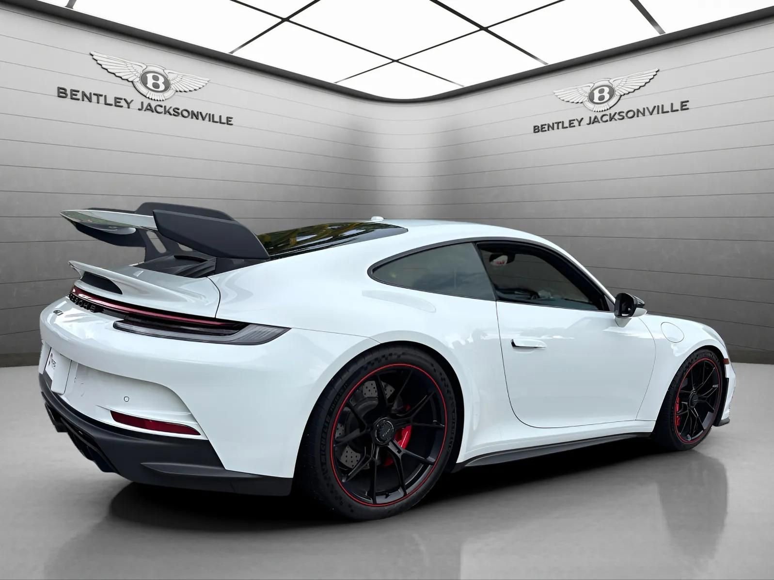 Used 2022 Porsche 911 GT3 image 24