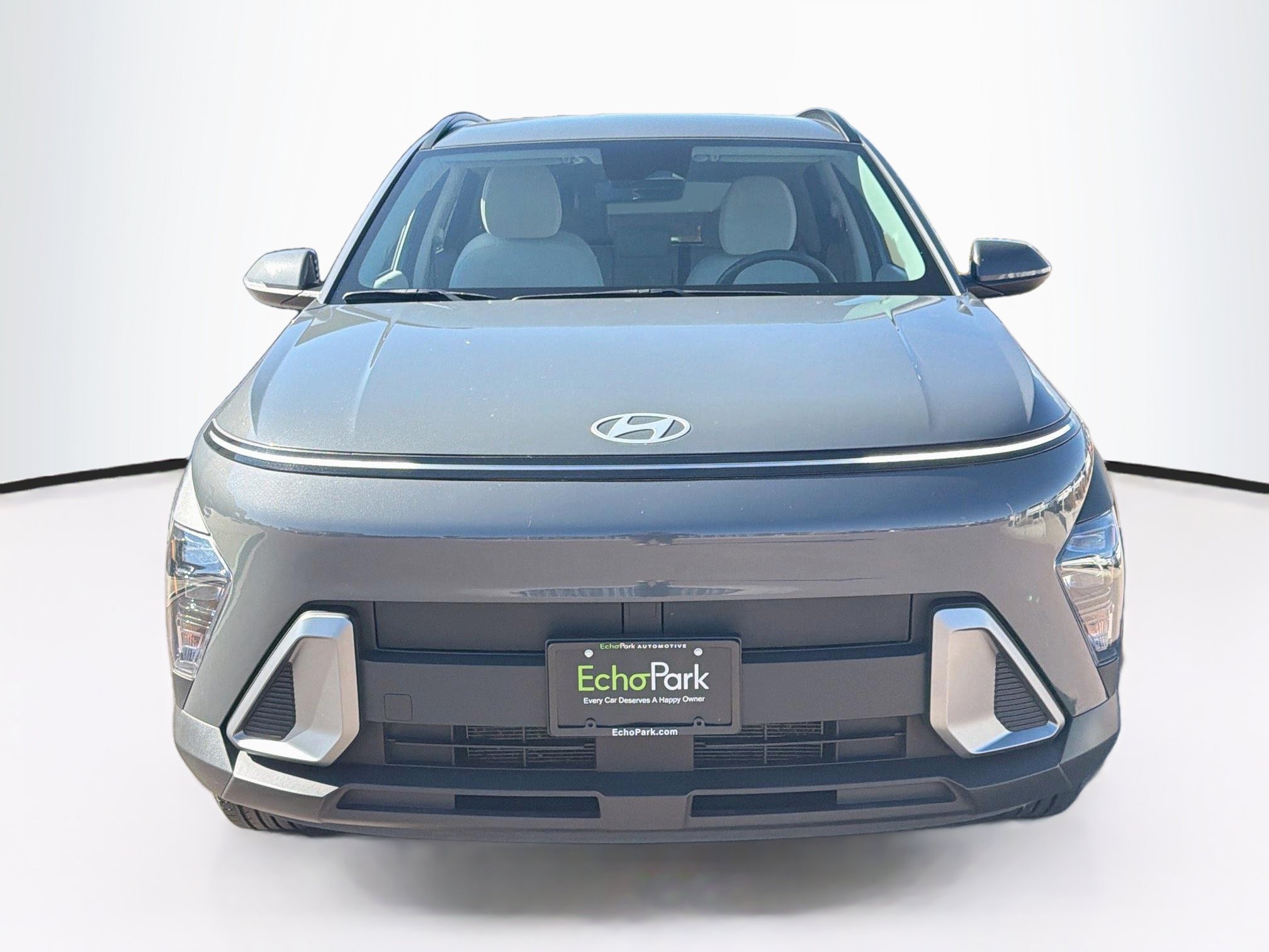 Used 2025 Hyundai Kona SEL AWD/4WD image 2
