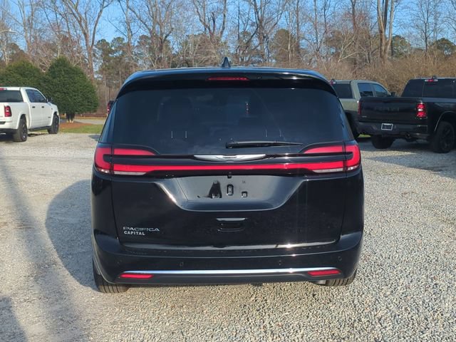New 2026 Chrysler Pacifica Select FWD image 4
