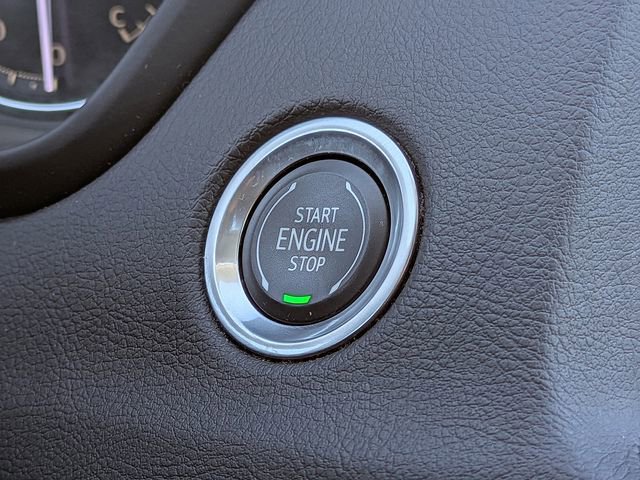 Certified 2023 Cadillac XT4 Luxury w/ Cold Weather Package image 36