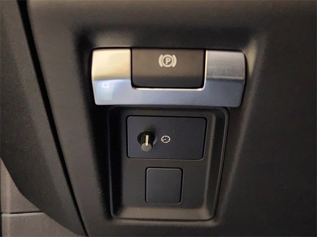 New 2025 Land Rover Defender 110 image 22