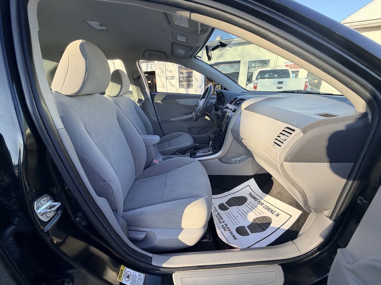Used 2010 Toyota Corolla LE w/ All Weather Guard Pkg FWD image 16