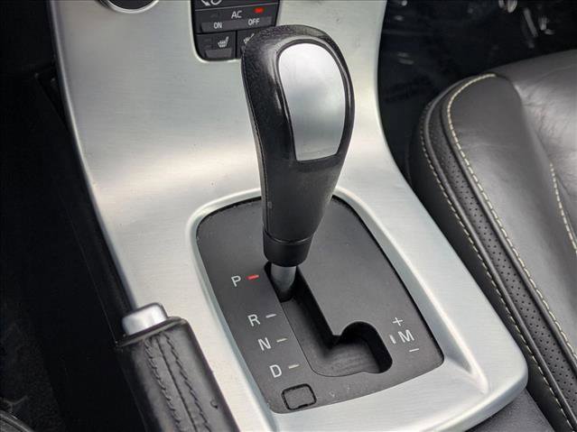 Used 2012 Volvo C70 T5 image 12