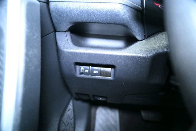 Used 2022 Toyota RAV4 LE image 36