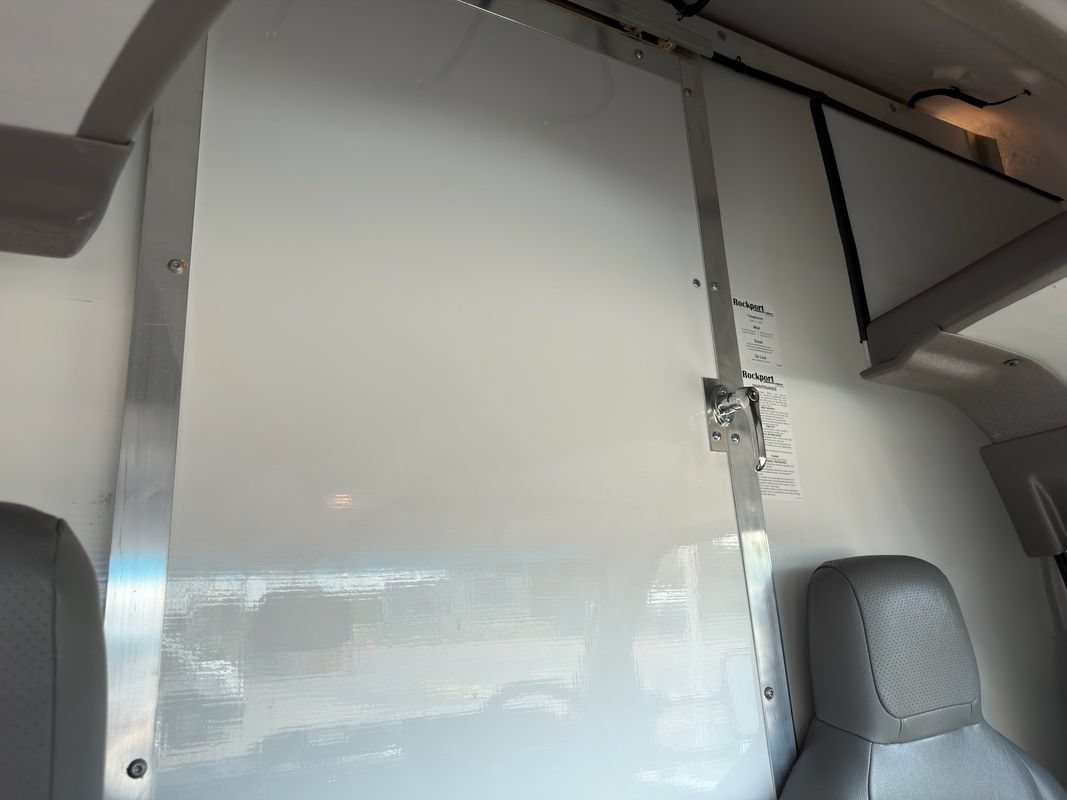 Used 2024 Ford E-450 and Econoline 450 Super Duty w/ Power Windows & Locks Group RWD image 29