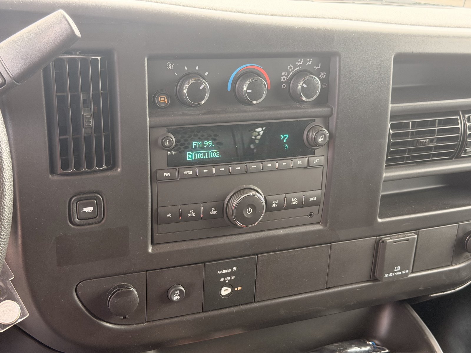 Used 2025 GMC Savana 2500 w/ Driver Convenience Package RWD image 17
