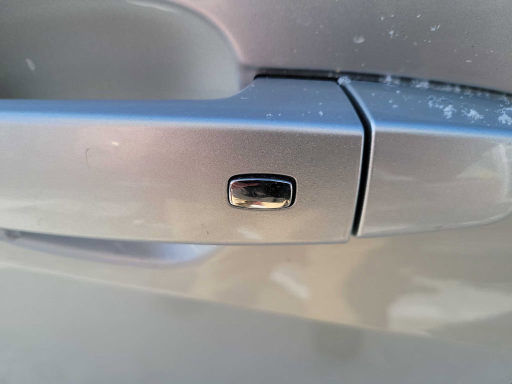 Used 2018 Chevrolet Malibu LT image 13
