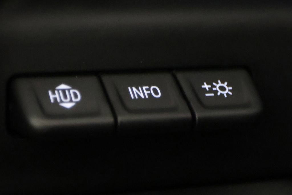 Used 2024 GMC Sierra 1500 AT4 w/ Technology Package image 24