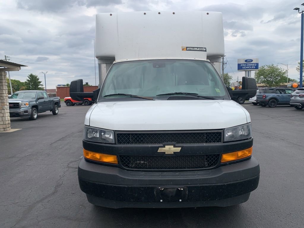 Used 2021 Chevrolet Express 3500 w/ Power Convenience Package RWD image 8