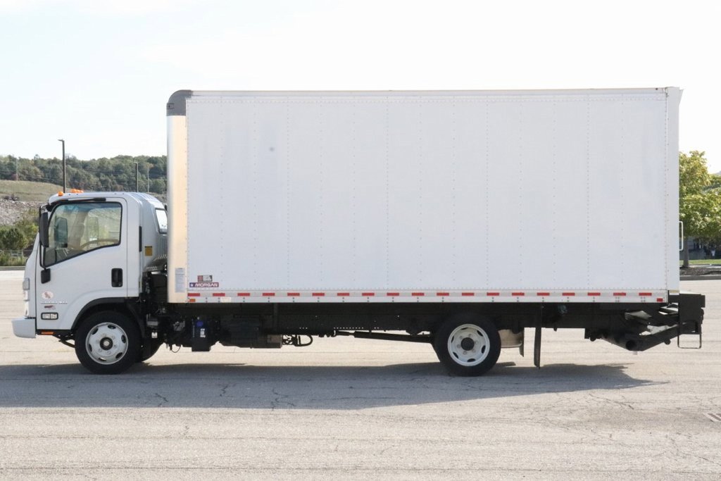 Used 2023 Chevrolet Low Cab Forward 5500XD image 5