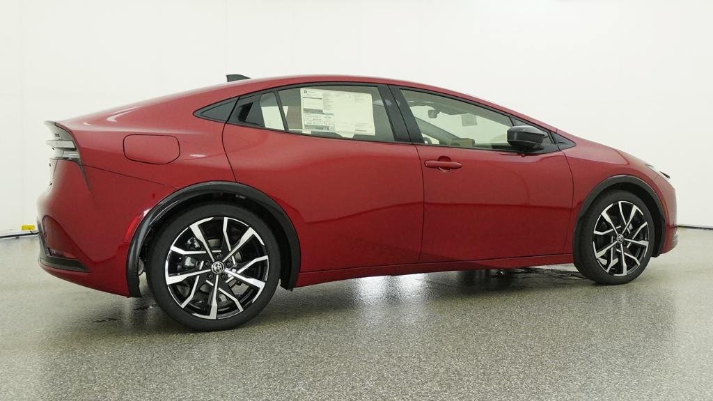 New 2026 Toyota Prius Plug-In Hybrid FWD image 18