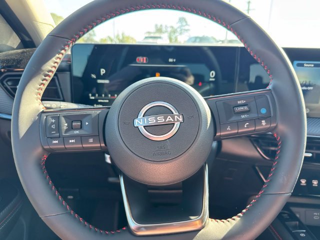 New 2027 Nissan Kicks SR w/ Cold Weather Package FWD image 24