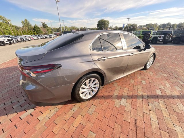 Used 2023 Toyota Camry LE FWD image 35