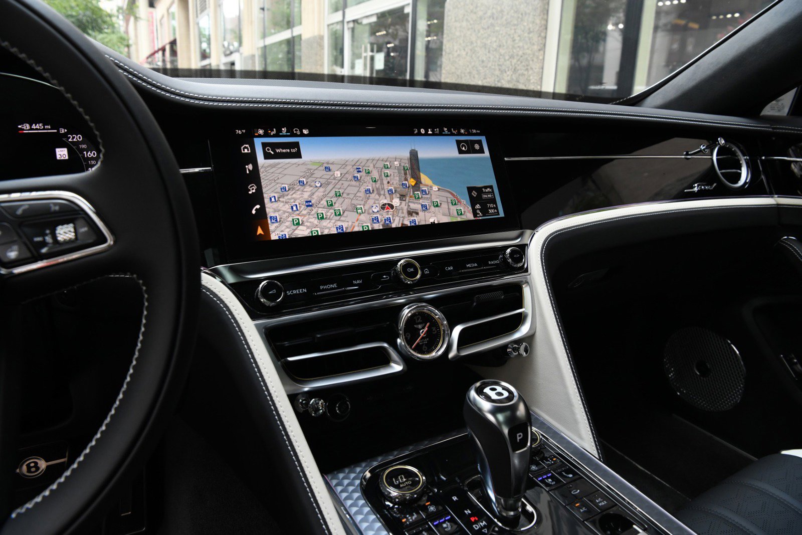 New 2025 Bentley Flying Spur Plug-In Hybrid image 19