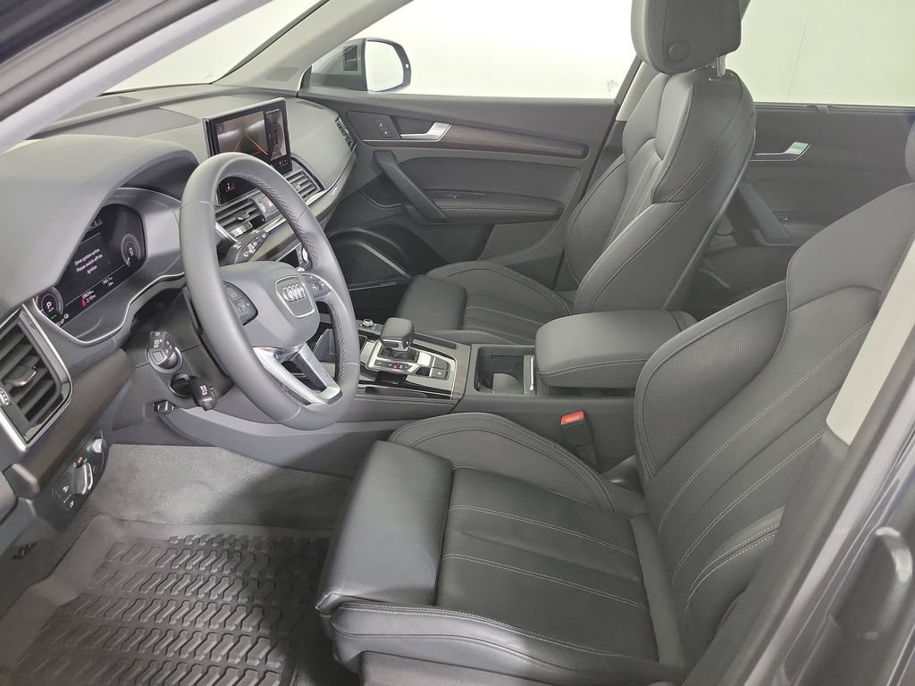 Used 2023 Audi Q5 e Prestige w/ Prestige Package AWD/4WD image 19