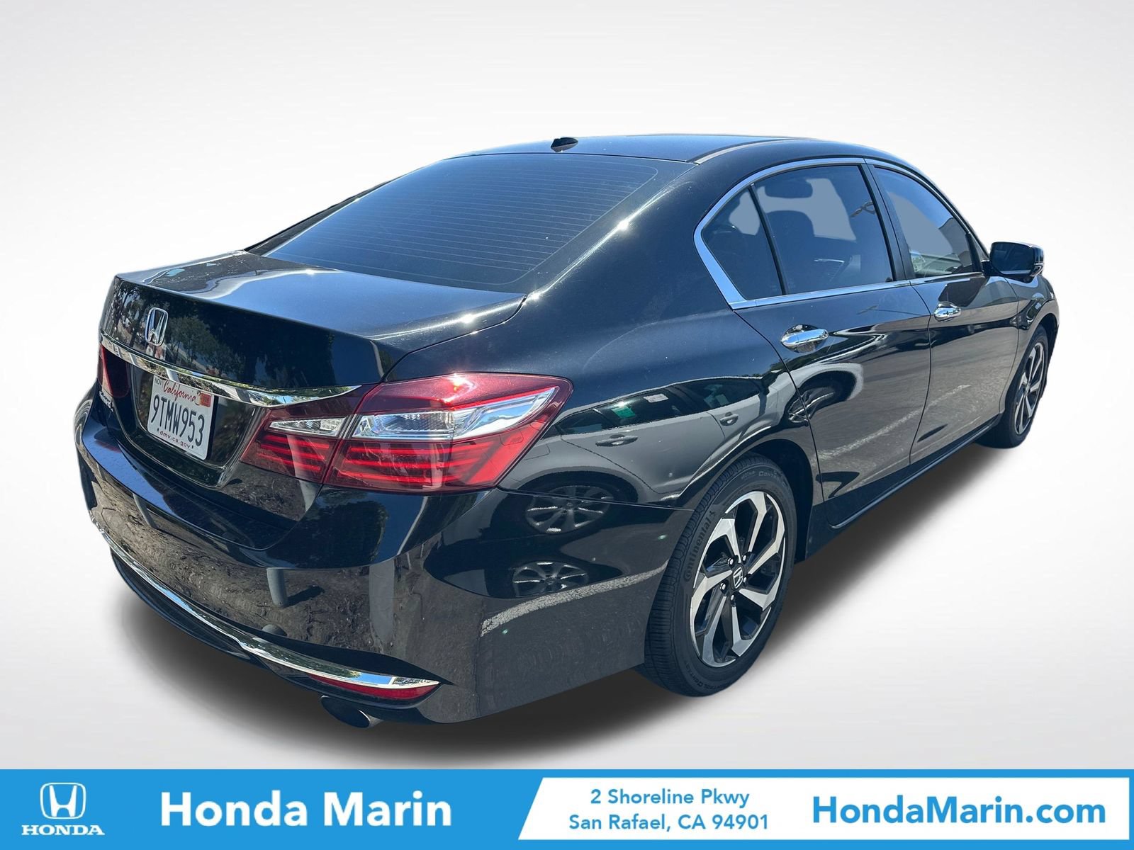 Used 2017 Honda Accord EX-L image 2