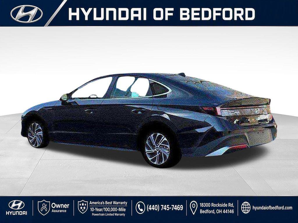 New 2026 Hyundai Sonata Blue FWD image 4