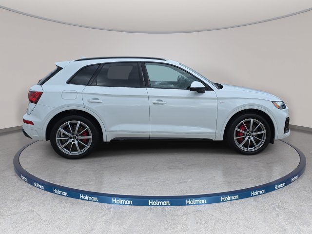 Used 2024 Audi Q5 e Premium Plus AWD/4WD image 5