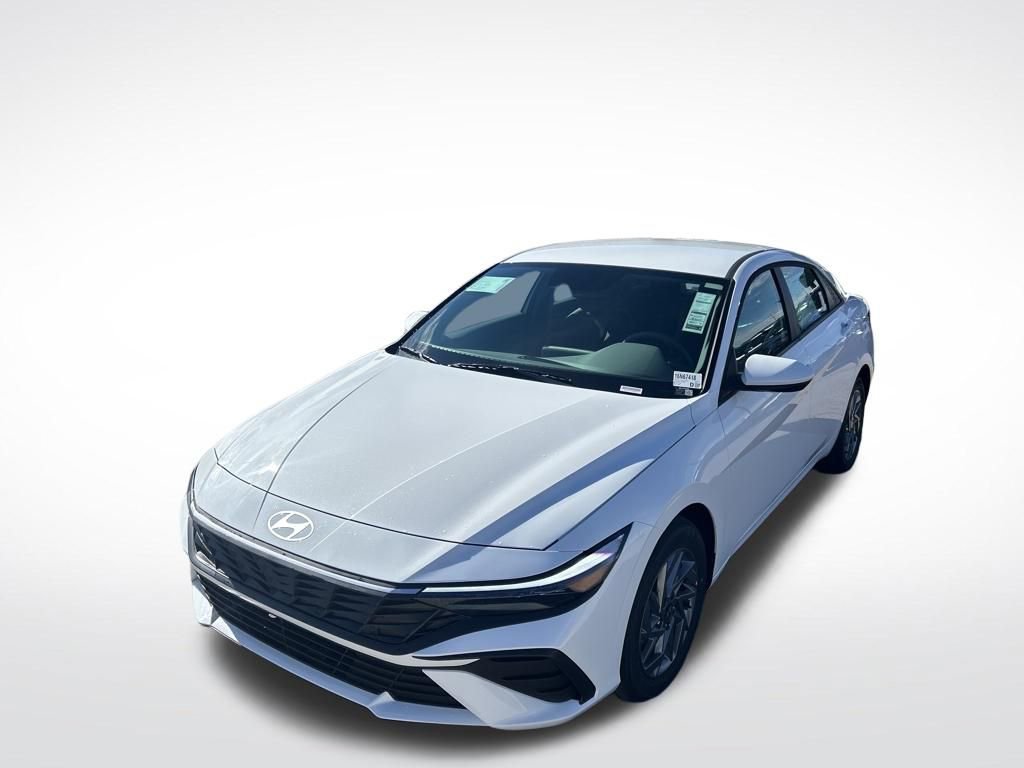 New 2026 Hyundai Elantra Blue