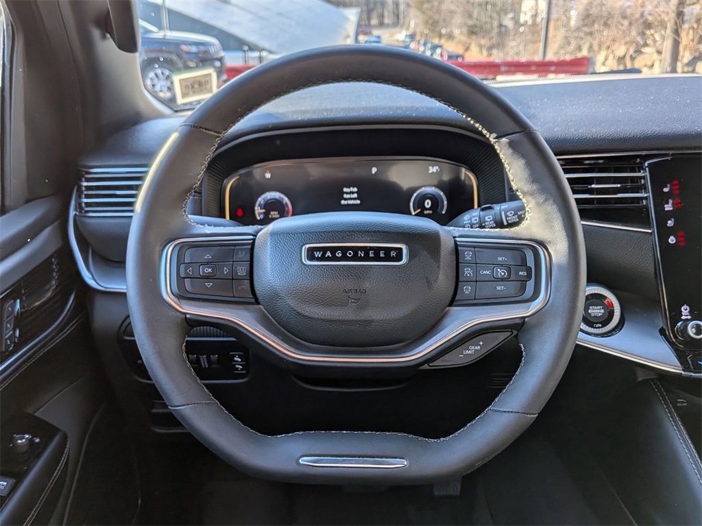 Used 2023 Jeep Wagoneer Series II image 13