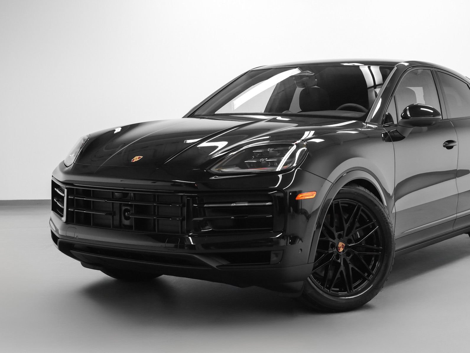 New 2026 Porsche Cayenne Coupe AWD/4WD image 7