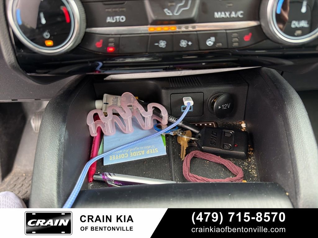 Used 2022 Ford Escape SEL image 22