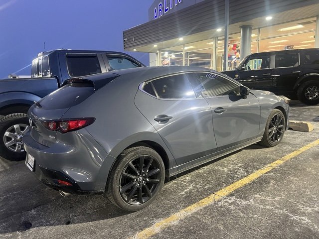 Used 2019 MAZDA MAZDA3 Hatchback w/ Premium Package image 4