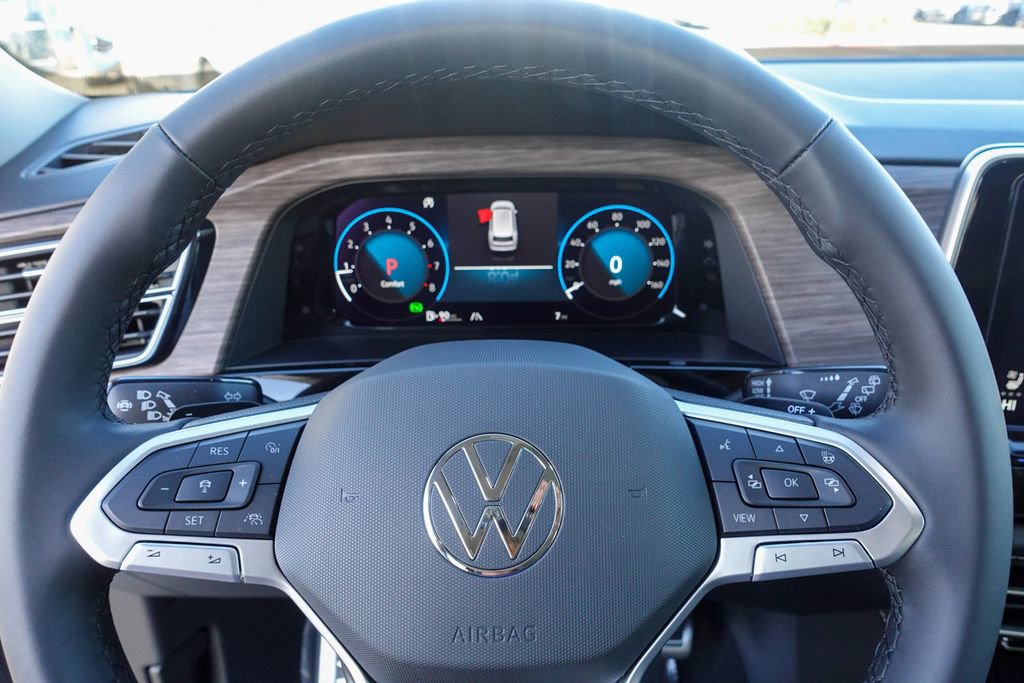 New 2026 Volkswagen Atlas SEL Premium R-Line image 18